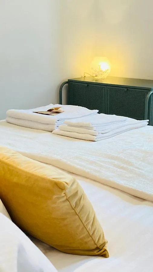 Apartment Villa Arancia Quiet, Central, Parking And Air Conditioning Levanto Italy